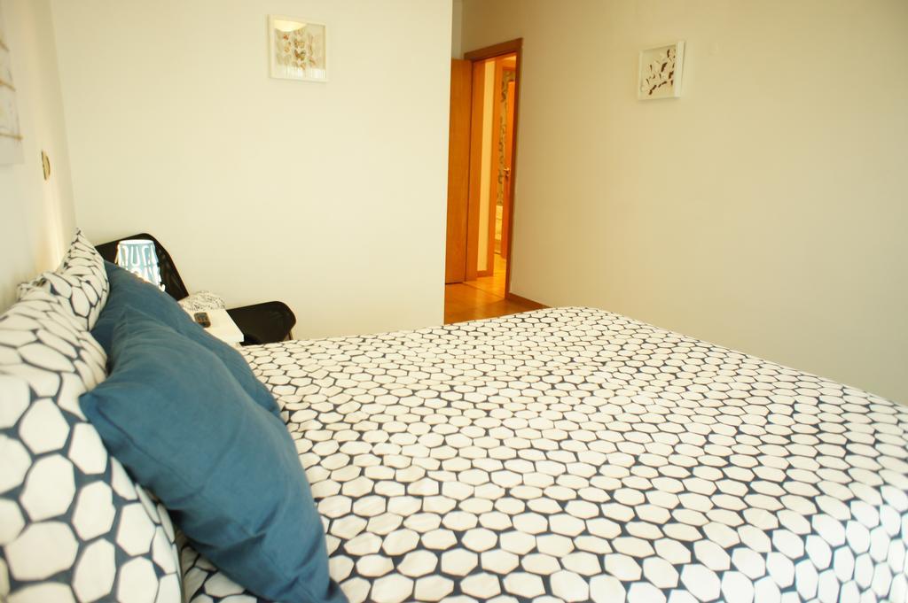 Modern Apartment Near The Bridge Lisbon Luaran gambar