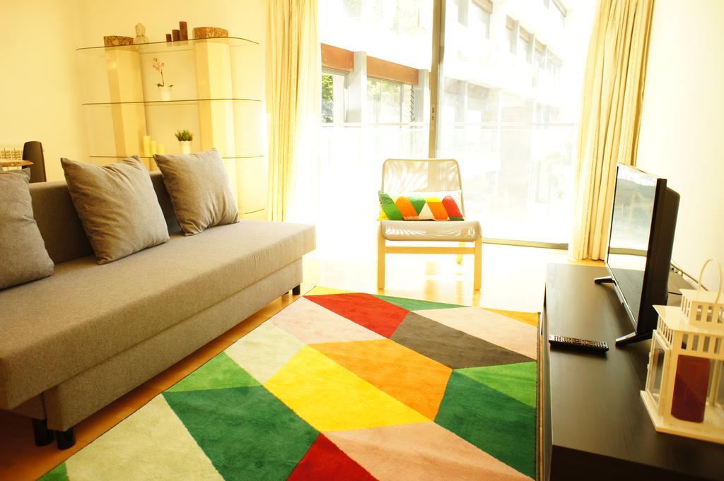 Modern Apartment Near The Bridge Lisbon Luaran gambar