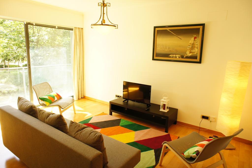 Modern Apartment Near The Bridge Lisbon Luaran gambar