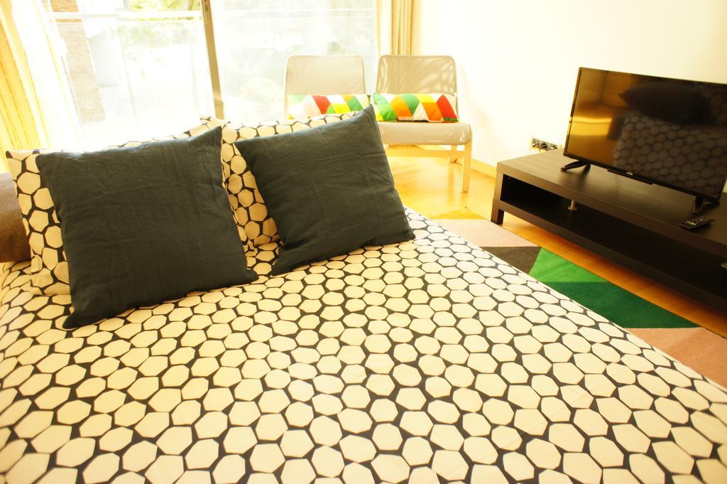 Modern Apartment Near The Bridge Lisbon Luaran gambar